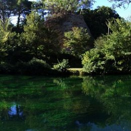 fontaine08059 9 images, Taille: 7451 x 2535, FOV: 131.63 x 44.78, RMS: 2.61, Lentille: Standard, Projection: Sphérique, Couleur: LDR